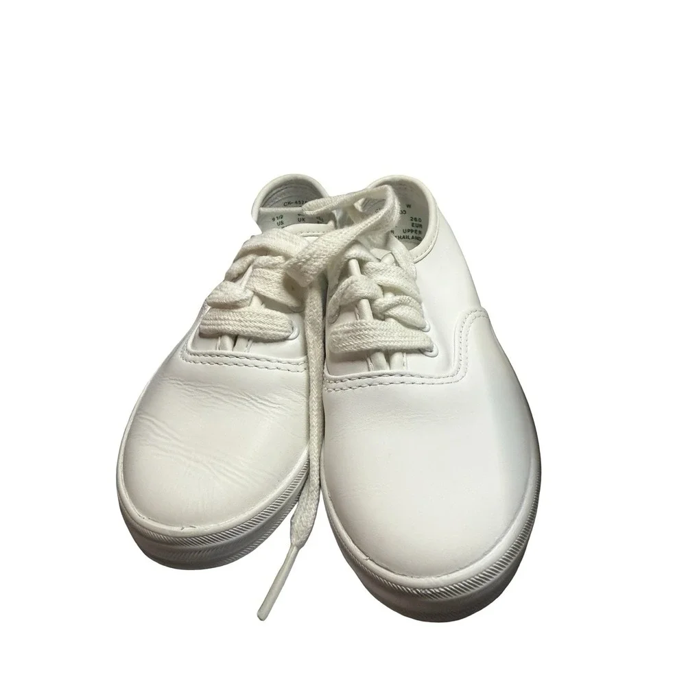 Vintage‎ Keds 9 1/2 M  Kids white leather Champion shoes sneakers.